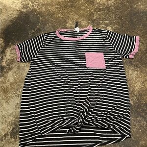 Stylish Black and Pink Striped Short Sleeve Tee